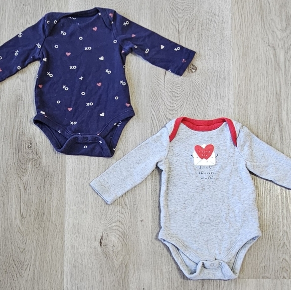 3-6 Months Baby Gap Baby Girl Longsleeve Onesies - Picture 2 of 6